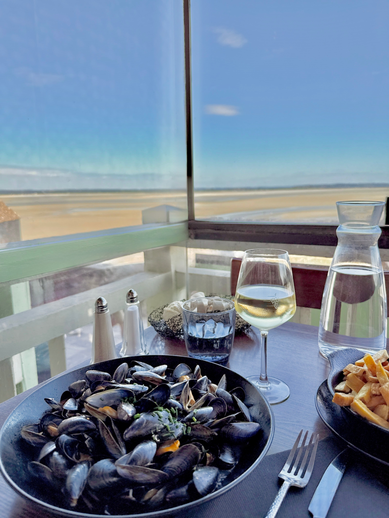 5. Les Terrasses de la Baie