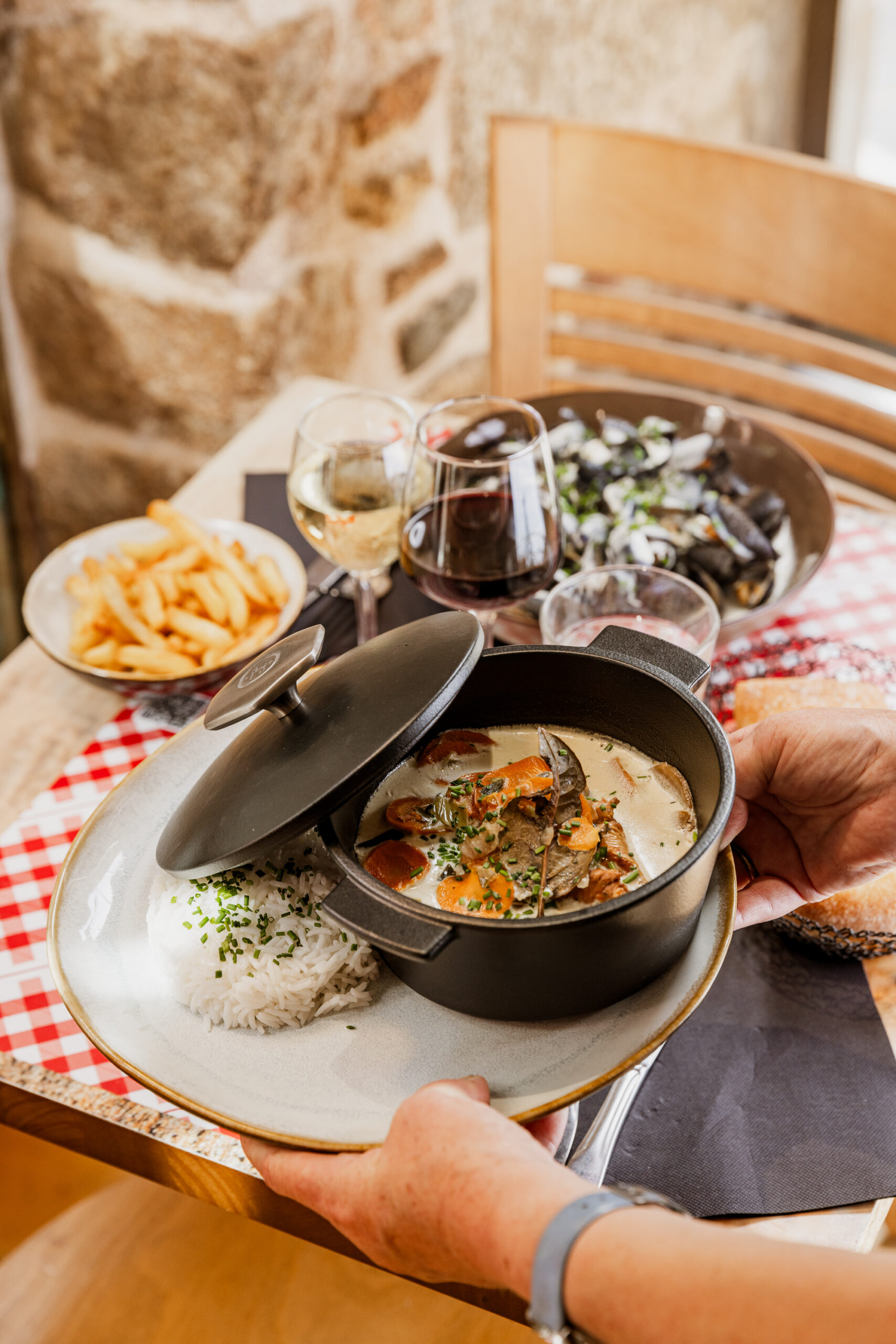 La Confiance restaurant | Confiance 41 scaled Trust 41 scaled