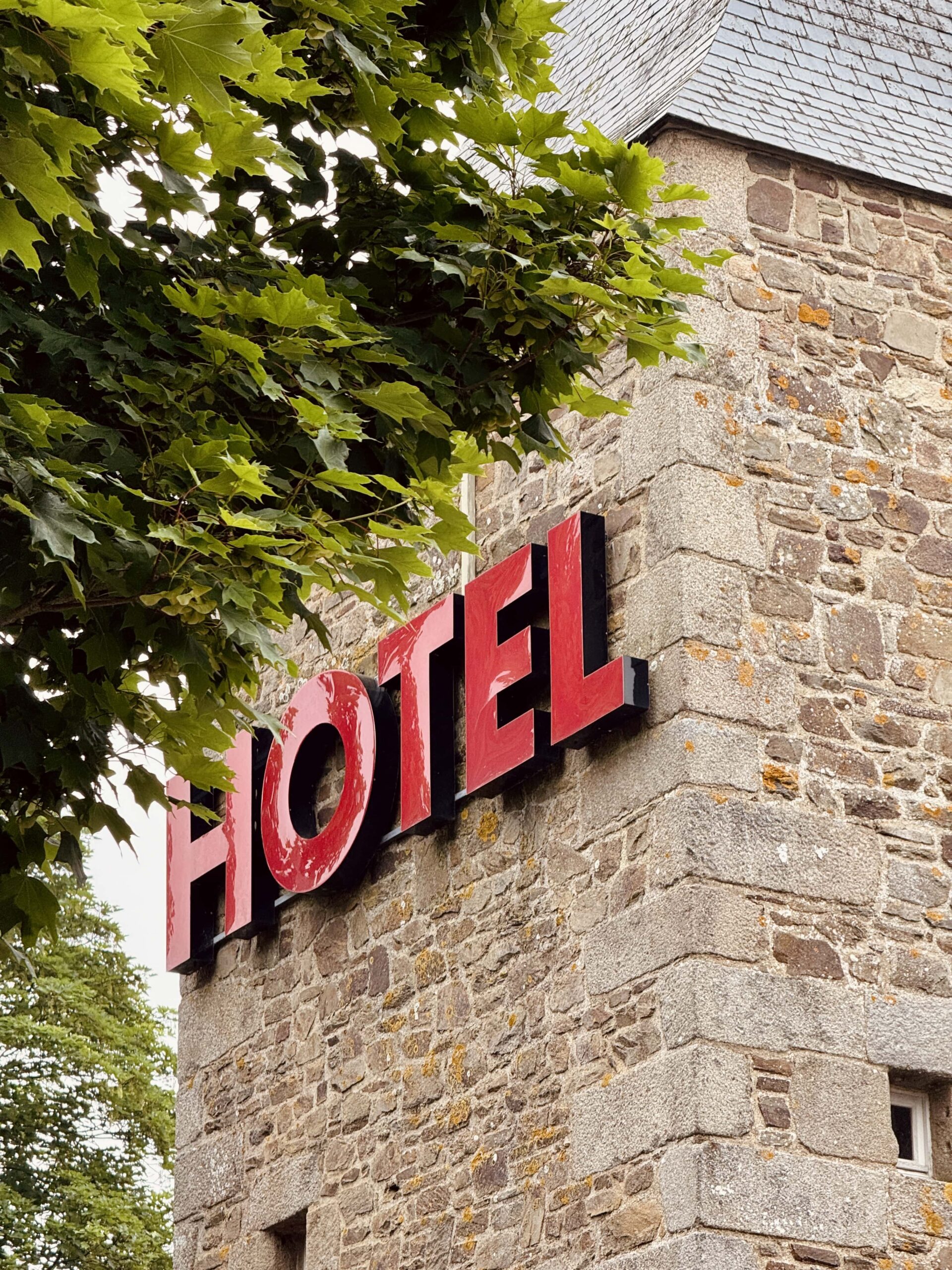 Hotel St Aubert min scaled