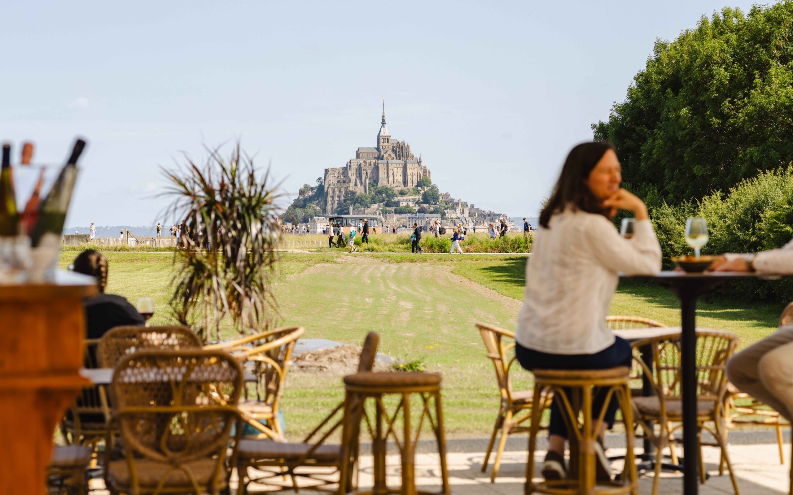 terrasse relais saint michel scaled